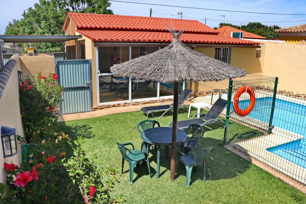 Bungalow Curro Pareja 97 Conil De La Frontera Bagian luar foto